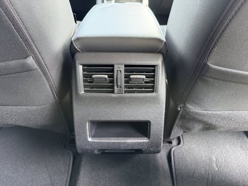 Used 2025 Mitsubishi Outlander ES AWD/4WD image 15