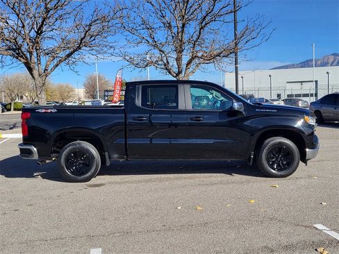 Certified 2025 Chevrolet Silverado 1500 LT image 2