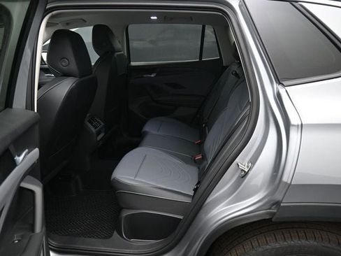 New 2026 Volkswagen Tiguan SE AWD/4WD image 11