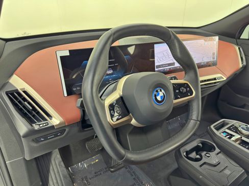 Used 2024 BMW iX xDrive50 w/ Premium Package image 13