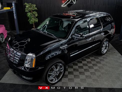 Used 2008 Cadillac Escalade AWD image 6