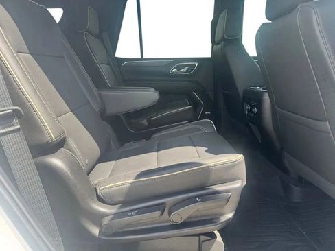 Used 2024 Chevrolet Tahoe Premier w/ Premium Package AWD/4WD image 15