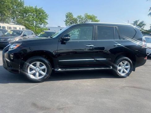 Used 2016 Lexus GX 460 w/ Navigation Package image 2