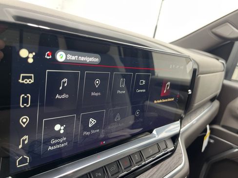 New 2026 GMC Sierra 2500 SLT w/ SLT Premium Package image 15