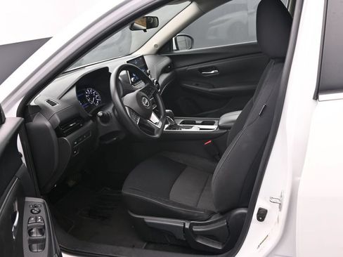 Used 2024 Nissan Sentra SV FWD image 21