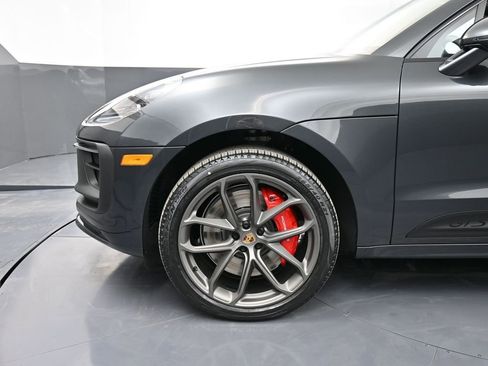 New 2026 Porsche Macan GTS AWD/4WD image 12