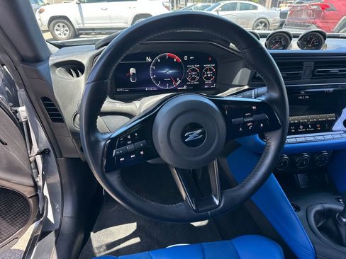 Used 2024 Nissan Z Performance w/ Floor Mat Package RWD image 17