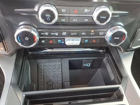 Used 2026 Ford F250 Lariat w/ Tremor Off-Road Package AWD/4WD image 26