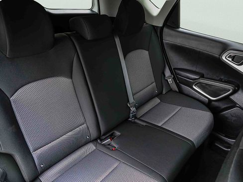 Certified 2025 Kia Soul LX w/ LX Technology Package FWD image 22