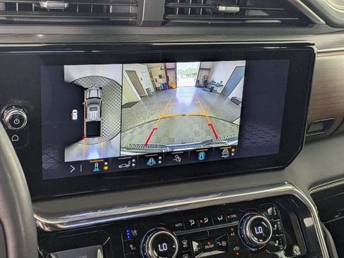 Used 2023 GMC Sierra 1500 Denali Ultimate AWD/4WD image 21