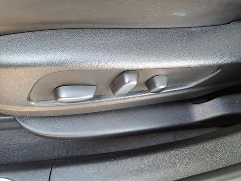 Used 2025 Cadillac XT5 Premium Luxury image 13