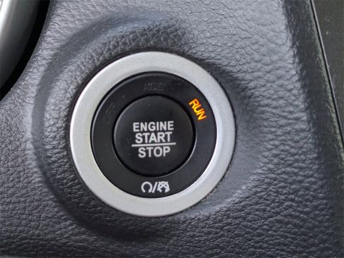 Used 2017 Dodge Journey GT image 31