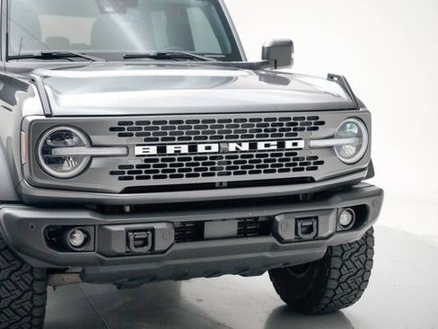 Used 2023 Ford Bronco Badlands w/ Sasquatch Package AWD/4WD image 26