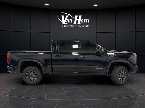 Used 2024 GMC Sierra 1500 AT4X AWD/4WD image 8