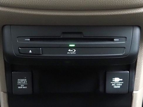 Used 2018 Honda Odyssey Elite image 27