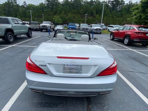 Used 2015 Mercedes-Benz SL 550 image 25
