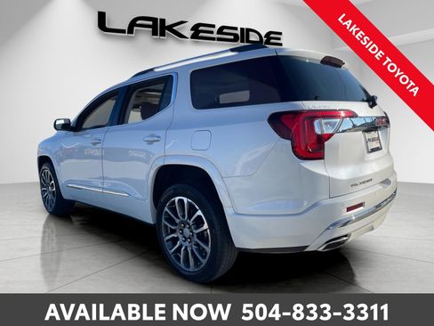 Used 2021 GMC Acadia Denali w/ Denali Technology Package image 4