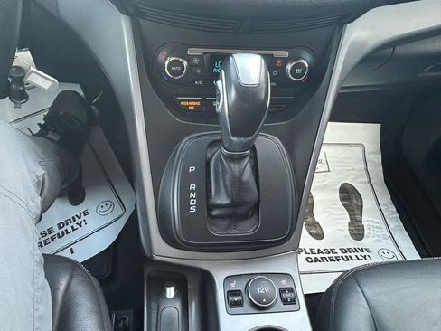 Used 2015 Ford Escape SE w/ Equipment Group 201A AWD/4WD image 29