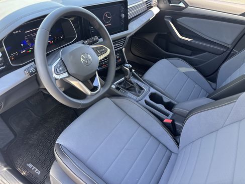 New 2026 Volkswagen Jetta SE image 16