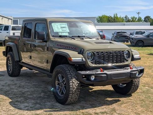 New 2026 Jeep Gladiator Mojave AWD/4WD image 2
