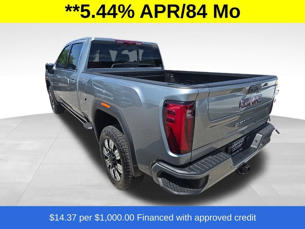 New 2026 GMC Sierra 3500 Denali w/ Denali Reserve Package AWD/4WD image 5