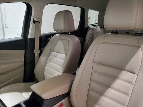 Used 2017 Ford Escape Titanium AWD/4WD image 19