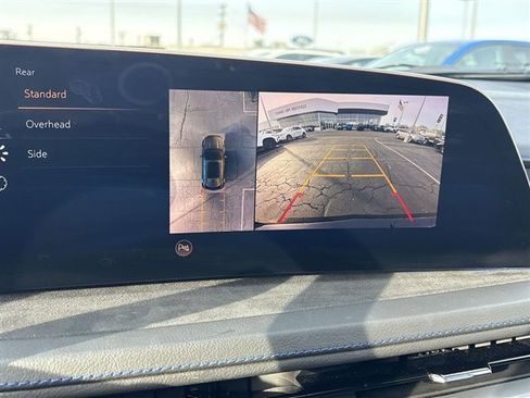 Used 2025 Cadillac XT4 Sport image 15