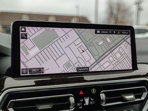 Used 2024 BMW X4 xDrive30i image 7