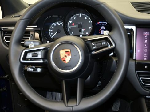 New 2026 Porsche Macan AWD/4WD image 30