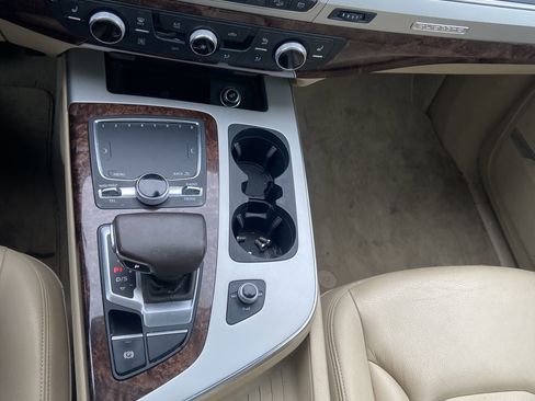 Used 2019 Audi Q7 2.0T Premium Plus w/ Premium Plus Package image 12