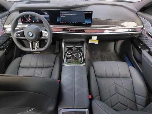 New 2026 BMW 760i xDrive w/ Autobahn Package AWD/4WD image 15