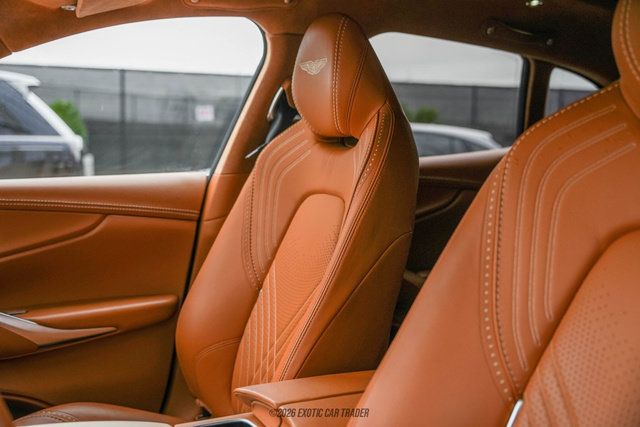Used 2021 Aston Martin DBX AWD/4WD image 29