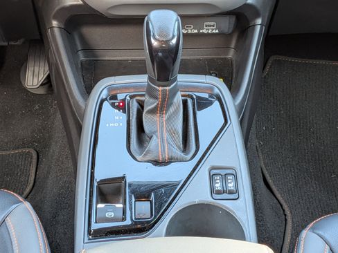 Used 2024 Subaru Crosstrek 2.5i Limited w/ Crosstrek Mirror Package image 18