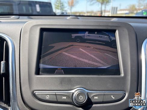 Used 2021 Chevrolet Equinox LT FWD image 64
