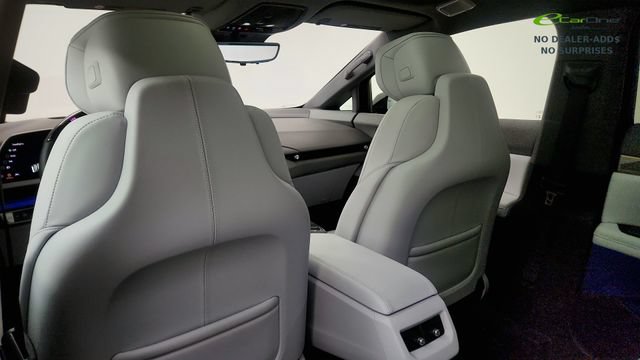 Used 2025 Cadillac Optiq Sport 2 AWD/4WD image 46