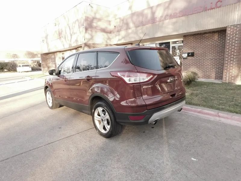 Used 2014 Ford Escape SE FWD image 4