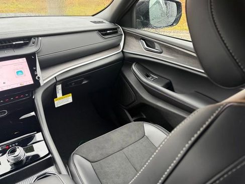 New 2026 Jeep Grand Cherokee Laredo image 65