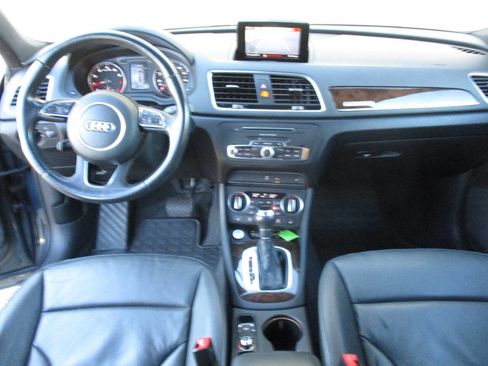 Used 2018 Audi Q3 2.0T Premium Plus w/ Premium Plus Package image 72