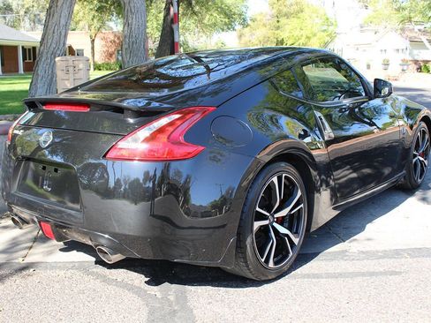Used 2018 Nissan 370Z w/ Sport Package image 6