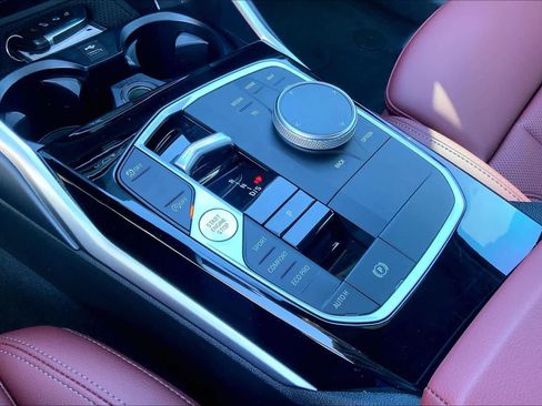 Certified 2023 BMW 330i Sedan image 17