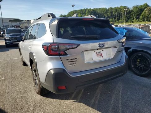 Used 2024 Subaru Outback Onyx Edition AWD/4WD image 8