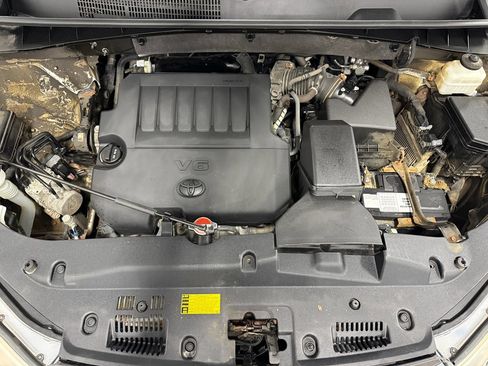 Used 2016 Toyota Highlander XLE AWD/4WD image 29