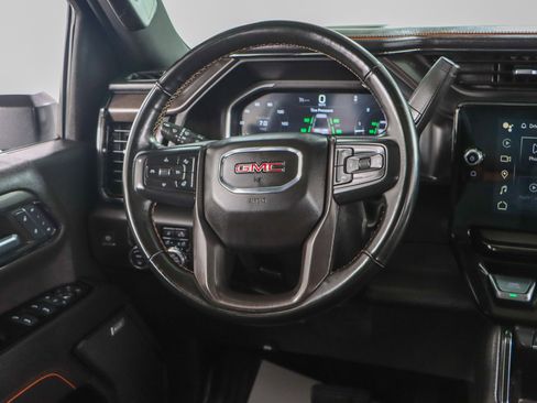 Used 2024 GMC Sierra 2500 AT4 w/ AT4 Premium Plus Package image 13