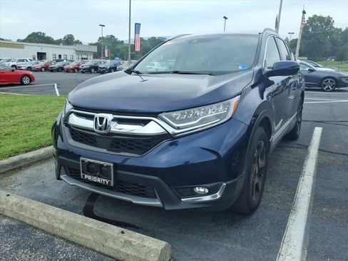 Used 2018 Honda CR-V Touring image 3