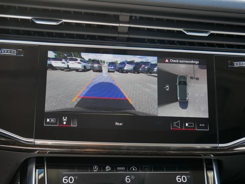 Used 2024 Audi Q7 Premium Plus image 30