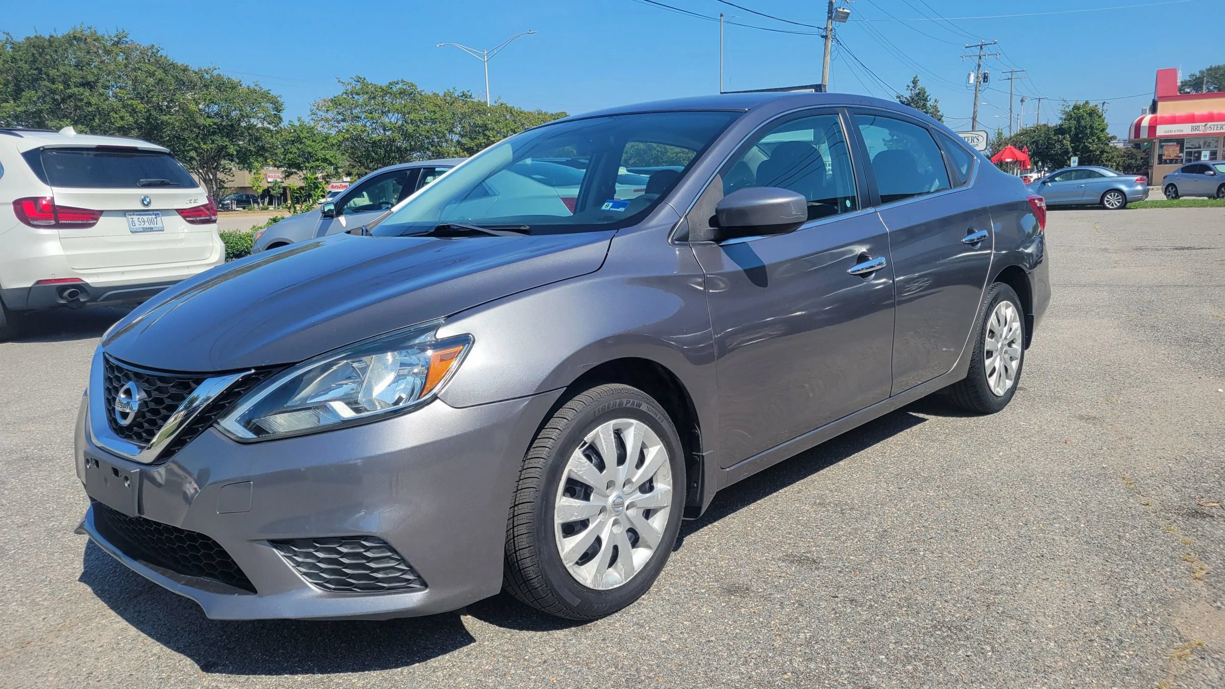 Used 2017 Nissan Sentra S FWD image 1