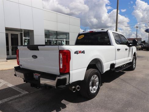 Certified 2024 Ford F350 XLT image 13