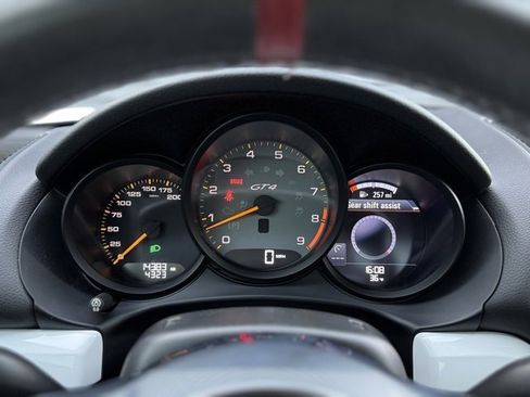 Certified 2016 Porsche Cayman GT4 w/ Sport Chrono Package image 20