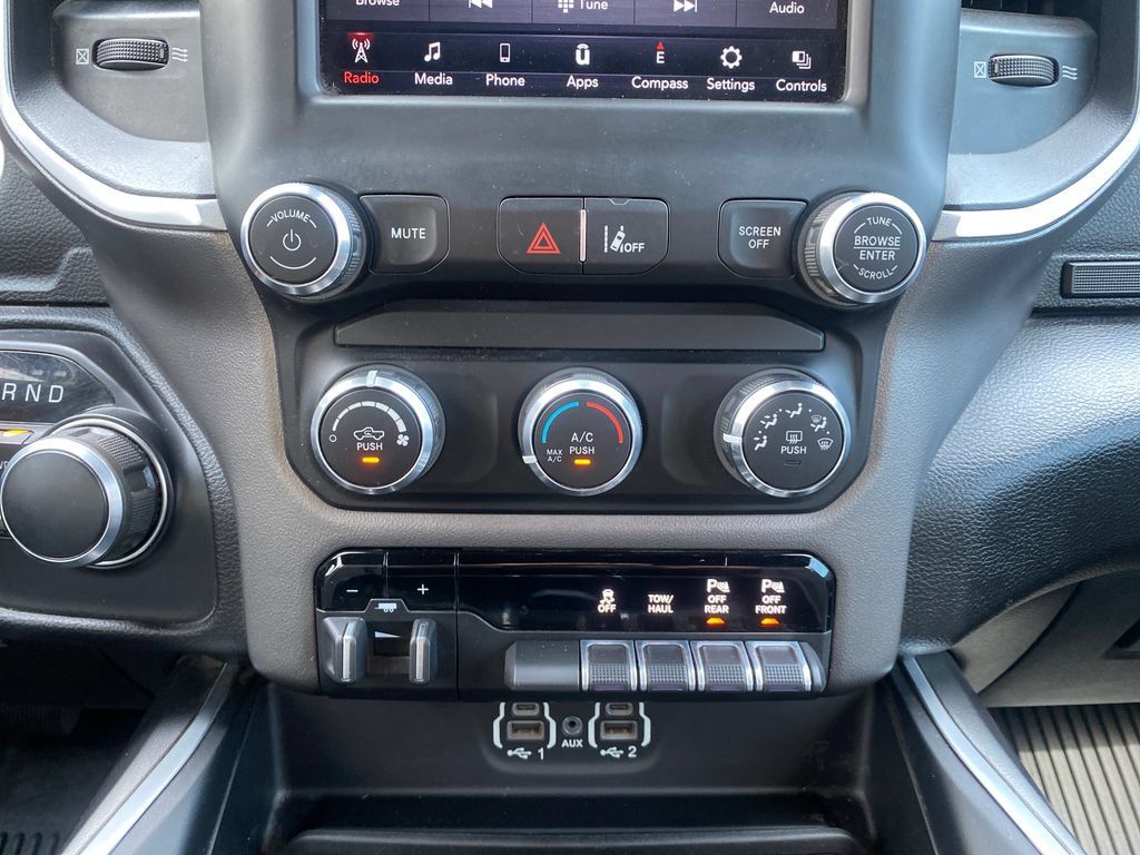 Used 2021 RAM 1500 Lone Star AWD/4WD image 36