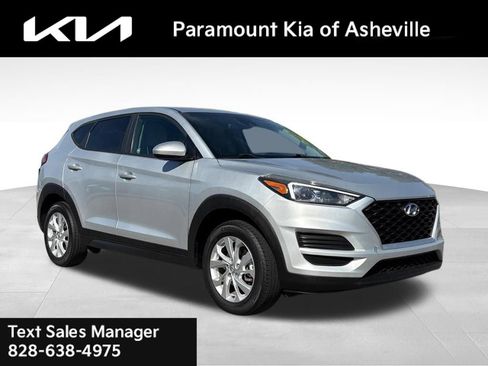 Used 2019 Hyundai Tucson SE image 1